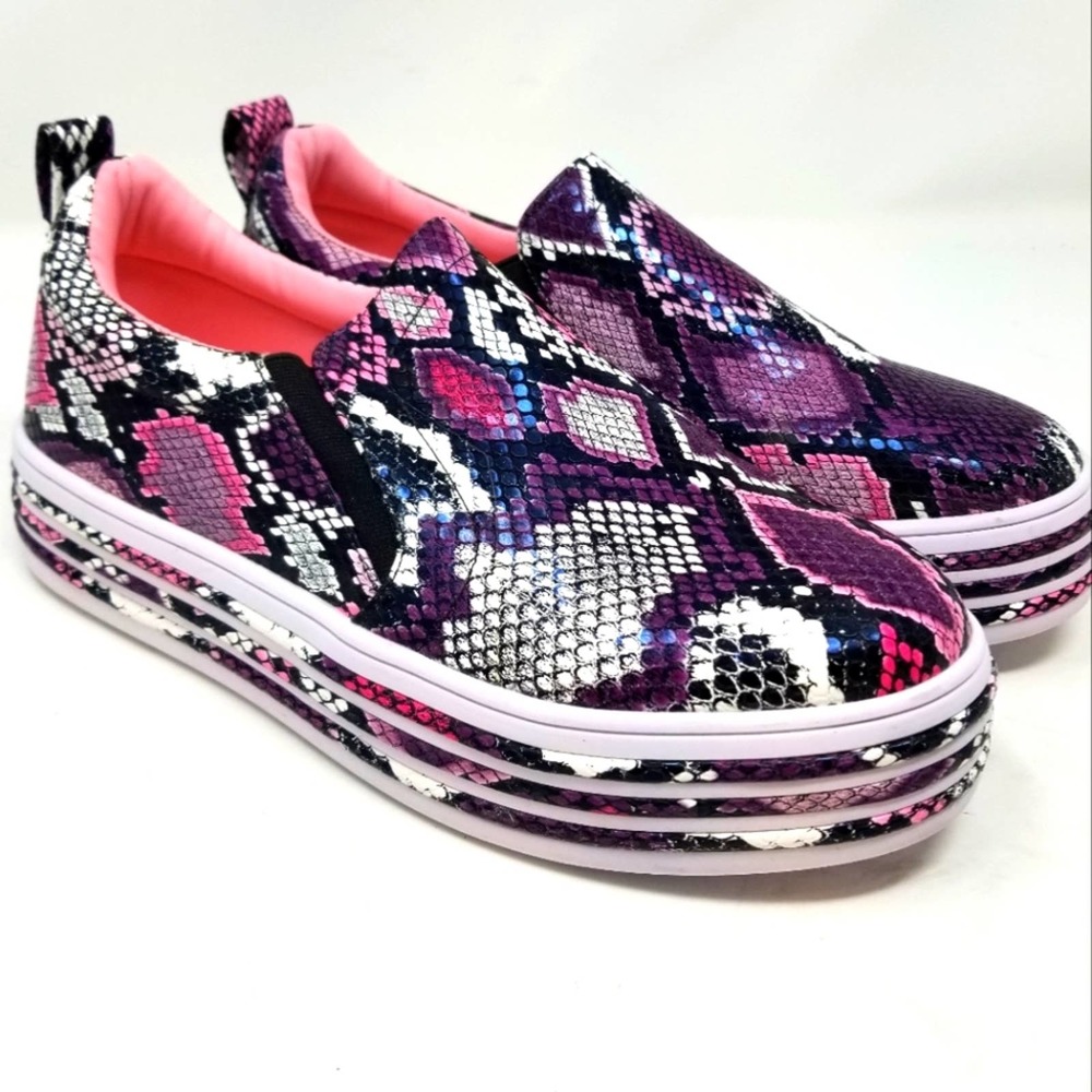 Liliana Platform Shoes Purple Pink White Slip on.  THEY FIT LIKE A 9, NOT A 10.